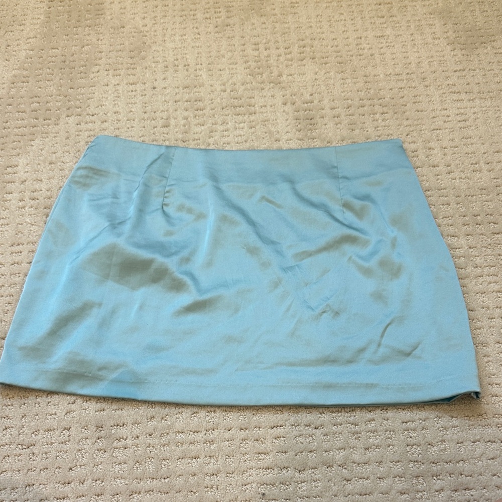 Daily drills blue silk mini skirt!